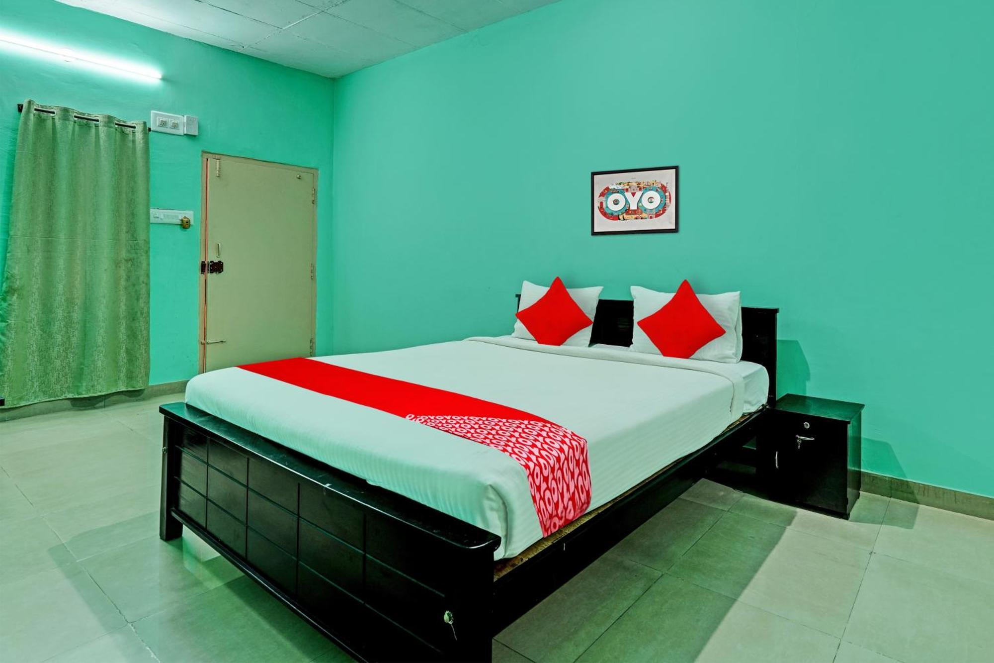 Super Collection O Druvi Corporate Hotel Kammasandra Екстериор снимка