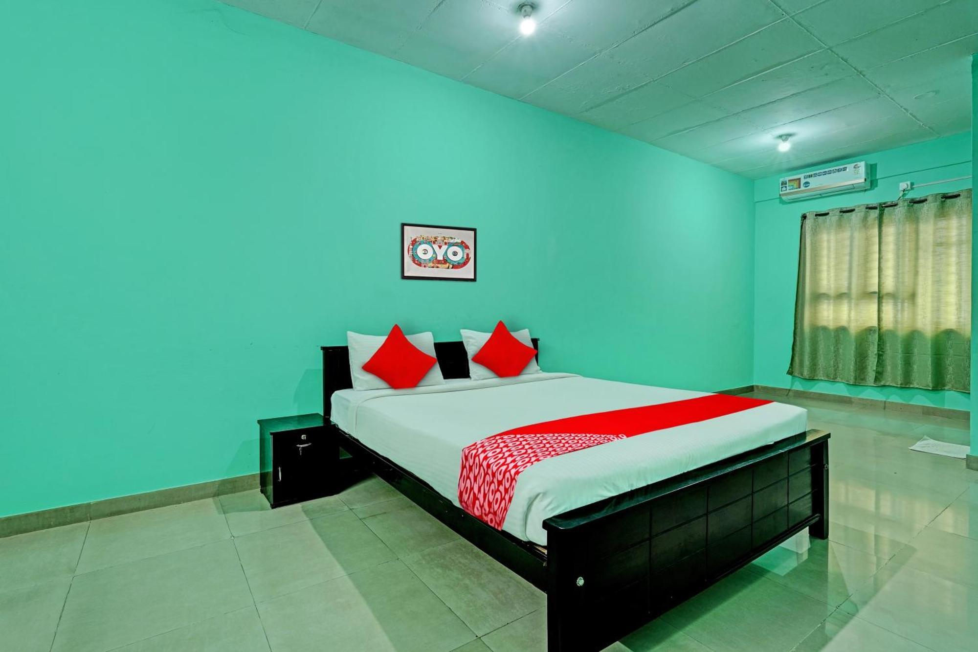 Super Collection O Druvi Corporate Hotel Kammasandra Екстериор снимка