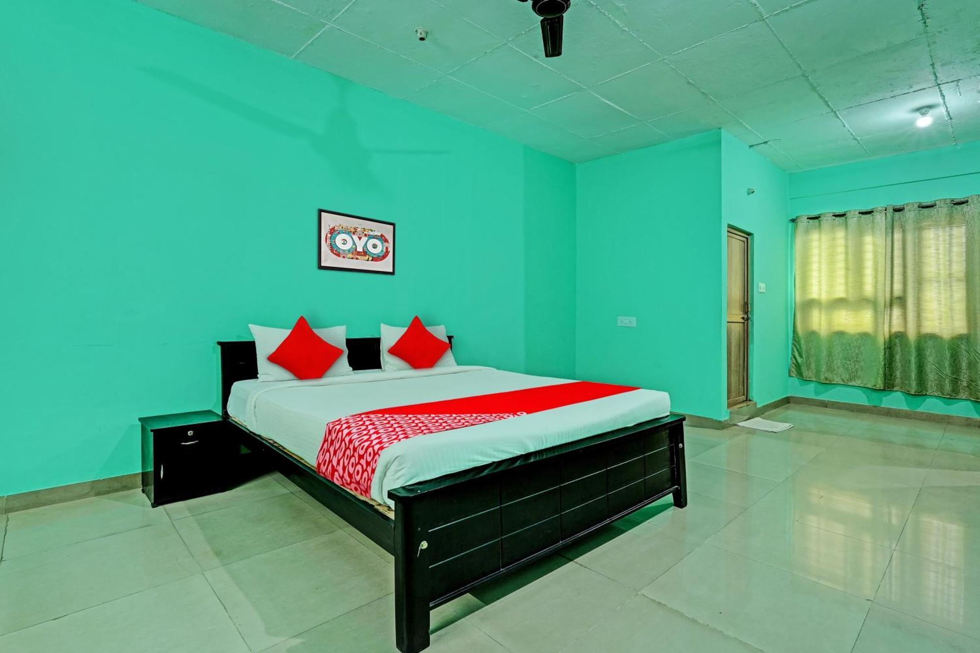 Super Collection O Druvi Corporate Hotel Kammasandra Екстериор снимка